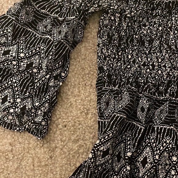 Patterned Top - Picture 2 of 3